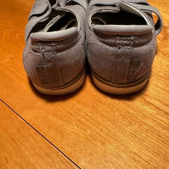 KEEN Elsa III Gore Slip On Women's Slip On size 11 - Picture 6 of 7